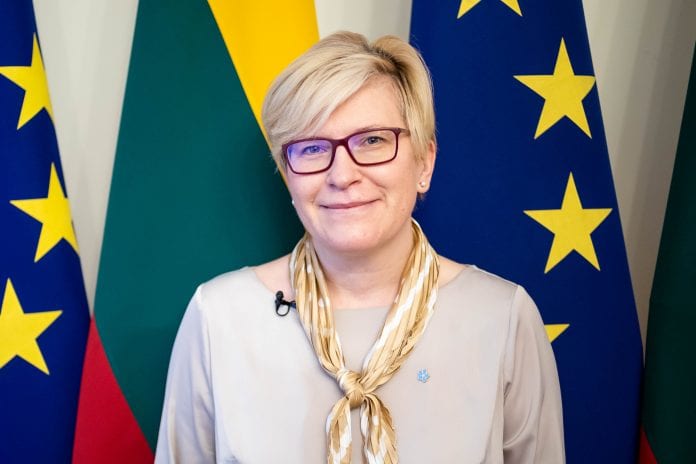 Ministrė Pirmininkė Ingrida Šimonytė pozuoja