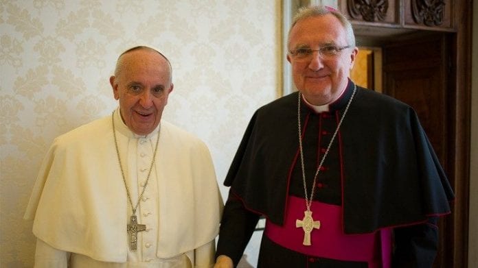 Popiežius Pranciškus ir arkivyskupas Arthuras Roche