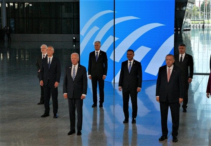 NATO viršūnių susitikimas Briuselyje