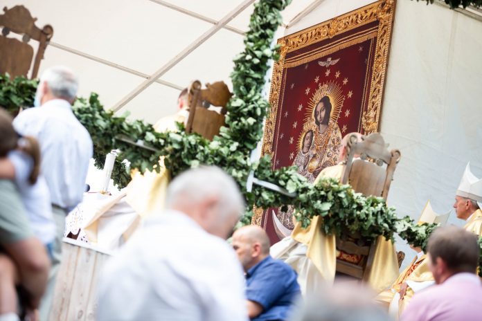 Švč. Mergelės Marijos Ėmimo į dangų (Žolinės) atlaidai