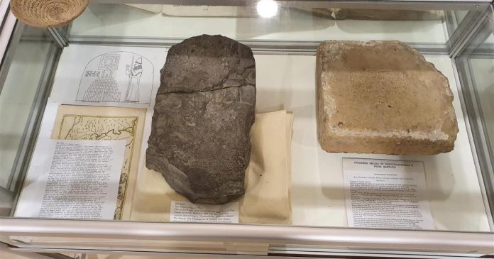 Archeologiniai artefaktai iš Mesopotamijos laikų