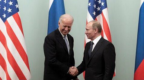 JAV prezidentas Joe Bidenas (Džo Baidenas) ir Rusijos lyderis Vladimiras Putinas