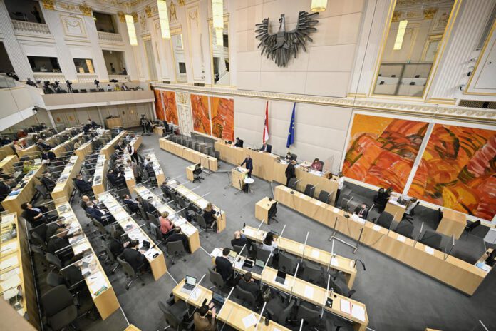 Austrijos parlamentas / EPA nuotr.
