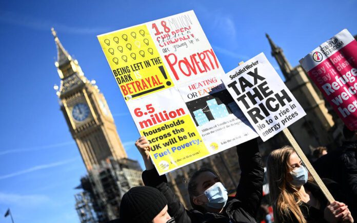 Protestas priešais Parlamento rūmus Londone / EPA nuotr.