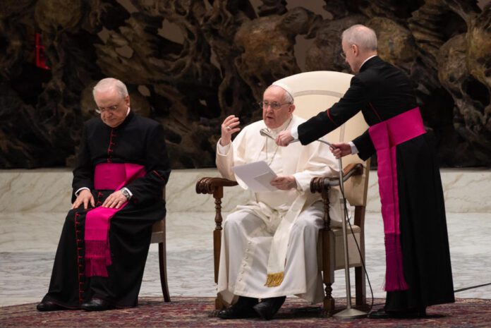 Popiežius Pranciškus veda katechezę / EPA nuotr.