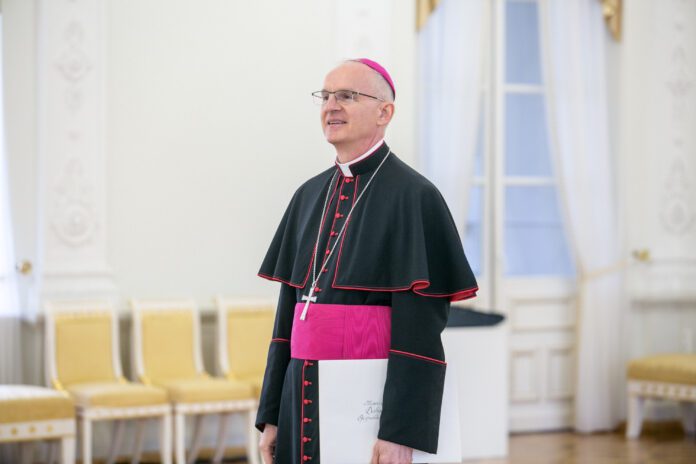 Apaštališkasis nuncijus arkivyskupas dr. Petar Antun Rajič