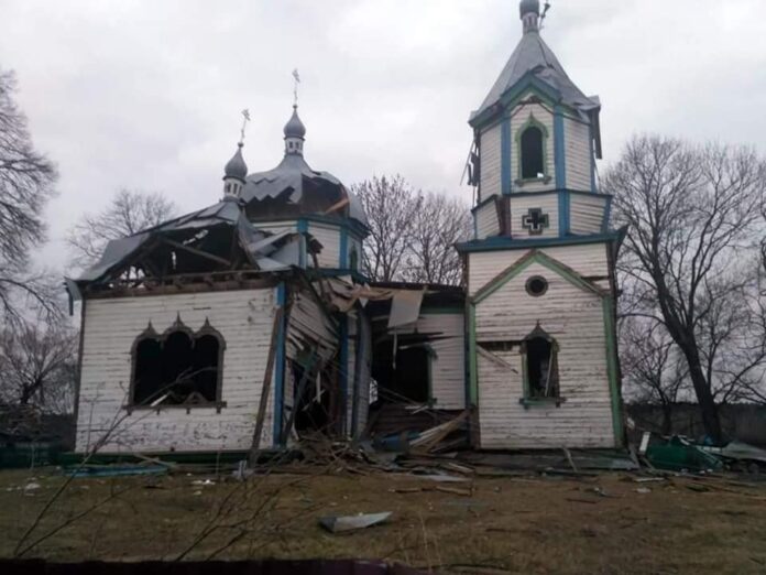 Nuniokota bažnyčia Ukrainoje / Soc. tinklų nuotr.