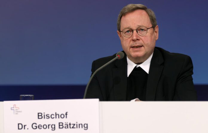 Vyskupas Georgas Bätzingas / EPA nuotr.
