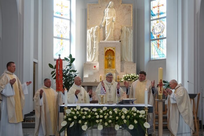 Šv. Mišių Kybartuose akimirka / Benitos Mincevičiūtės nuotr.