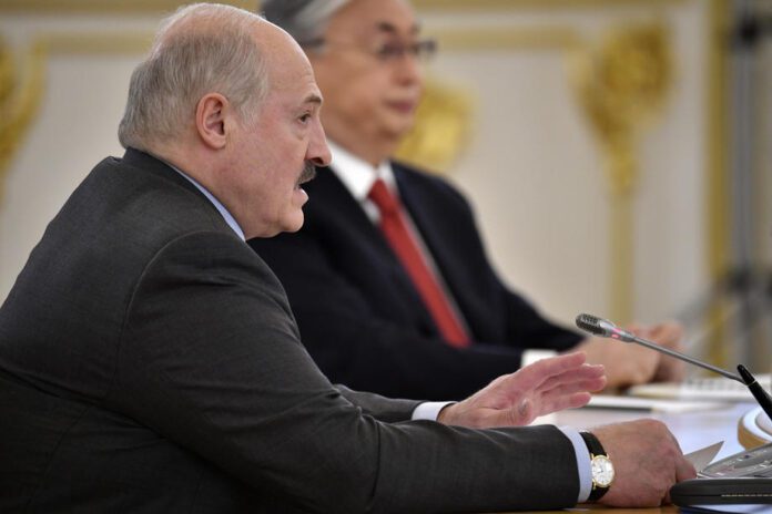 Baltarusijos autoritarinis lyderis Aliaksandras Lukašenka / EPA nuotr.