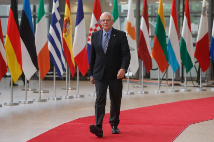 ES vyriausiasis įgaliotinis užsienio reikalams ir saugumo politikai Josepas Borrellis / EPA nuotr.