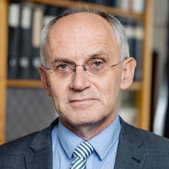 Nyderlandų medicinos etikos specialistas profesorius Theo Boeris / Soc. tinklų nuotr.