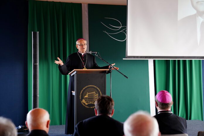 Panevėžio vyskupas emeritas Jonas Kauneckas / Telšių vyskupijos nuotr.