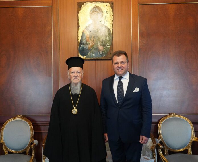 Konstantinopolio patriarchas Baltramiejus ir URM viceministras Mantas Adomėnas