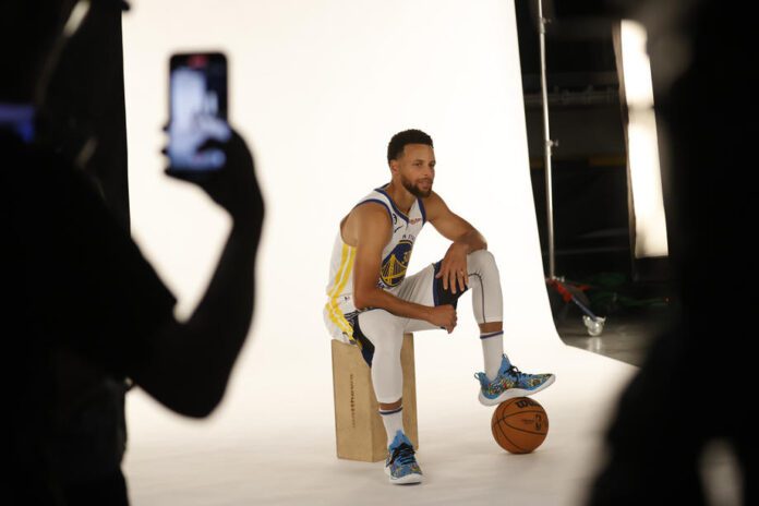 NBA žvaigždė Stephenas Curry'is / EPA nuotr.