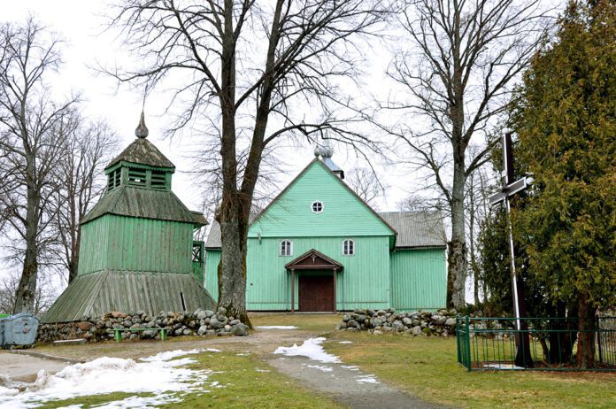 Kalnalio Šv. Lauryno bažnyčia / Kretingos rajono savivaldybės M. Valančiaus viešosios bibliotekos nuotr.