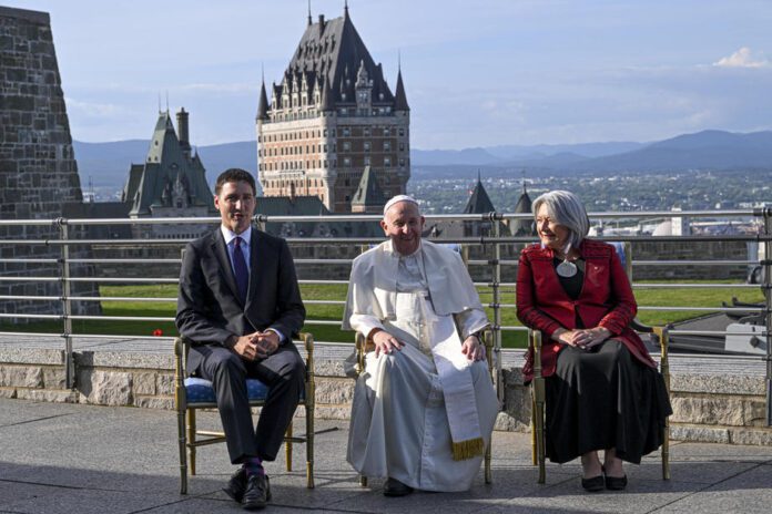 Popiežius Pranciškus Kanadoje 2022 m. liepą / EPA nuotr.
