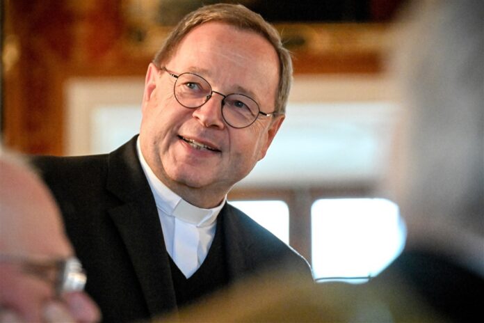 Vokietijos vyskupų konferencijos pirmininkas Limburgo vyskupas Georgas Baetzingas
