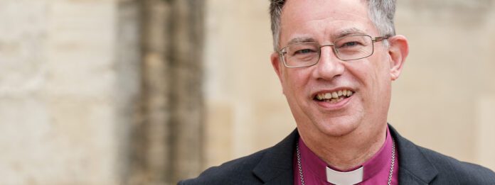 Oksfordo anglikonų vyskupas Stevenas Croftas / Oksfordo vyskupijos nuotr.