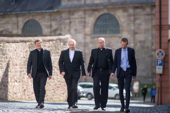 Vokietijos vyskupai Vatikane / Soc. tinklų nuotr.