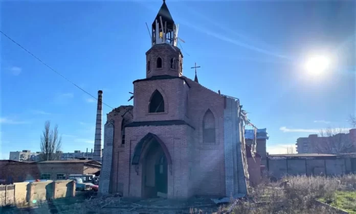 Šv. Rožinio Dievo Motinos katalikų bažnyčia po apšaudymo