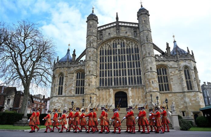 Karališkosios šventinės pamaldos - Anglikonų Bažnyčios religinės pamaldos, vykstančios Didįjį ketvirtadienį, dieną prieš Didįjį penktadienį / EPA nuotr.