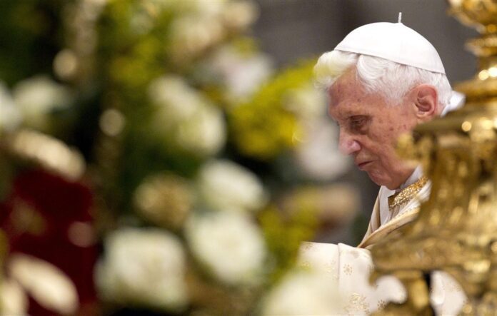 Popiežius emeritas Benediktas XVI / EPA nuotr.