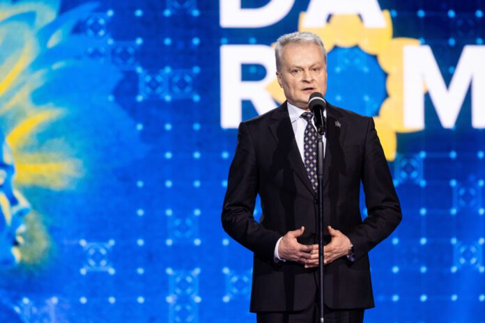 LR prezidentas Gitanas Nausėda paramos akcijos Ukrainai „Radarom!” finaliniame koncerte / BNS nuotr.