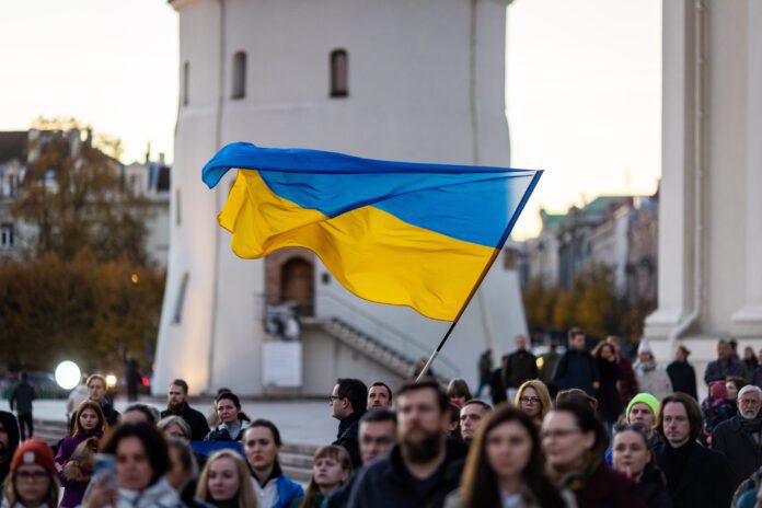 Ukrainos palaikymo akcija Katedros aikštėje Vilniuje 2022 m. / BNS nuotr.