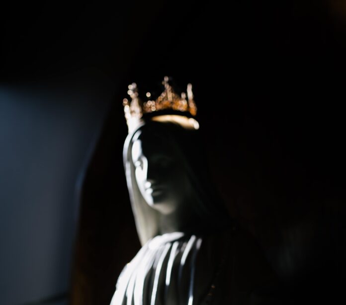 Marijos statula