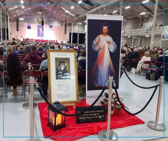 Dievo Gailestingumo konferencijos Dubline, Airijoje, akimirka / Vilniaus piligrimų centro nuotr.