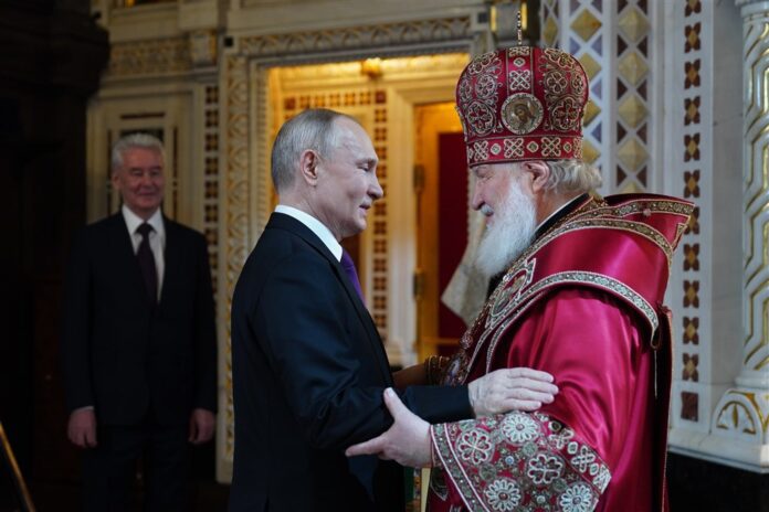 Vladimiras Putinas ir patriarchas Kirilas / EPA nuotr.