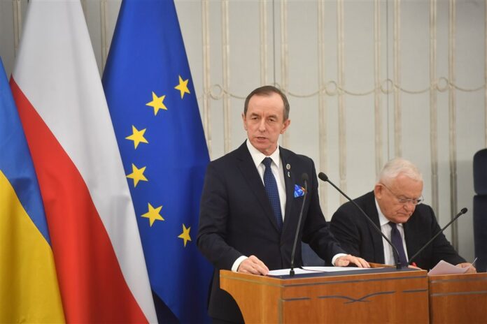 Buvęs Lenkijos premjeras Donaldas Tuskas,, dabar vadovaujantis pagrindinei opozicinei partijai „Pilietinė platforma“ (PO) / EPA nuotr.