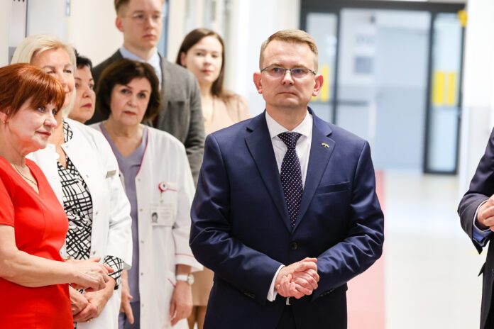 Sveikatos apsaugos ministras Arūnas Dulkys LSMU Kauno ligoninės Geriatrijos centro atidaryme / BNS nuotr.