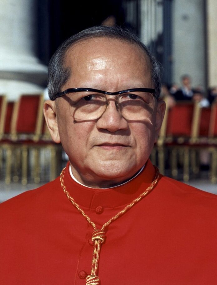 Romoje miręs vietnamiečių kardinolas François-Xavieras Nguyenas Van Thuanas / EPA nuotr.