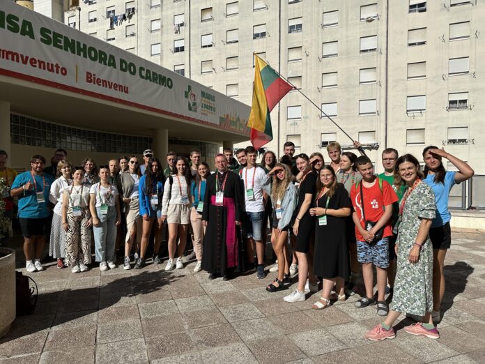 Lietuviai Pasaulio jaunimo dienose Portugalijoje / Telšių vyskupijos nuotr.