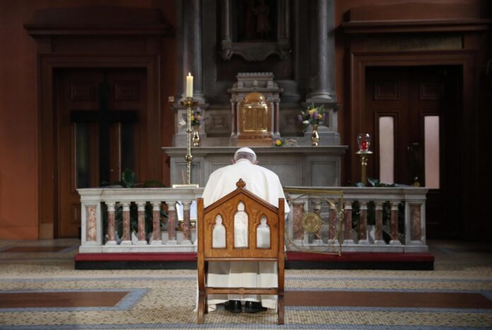 Popiežiaus Pranciškaus apsilankymas Šv. Marijos Pro katedroje / EPA nuotr.