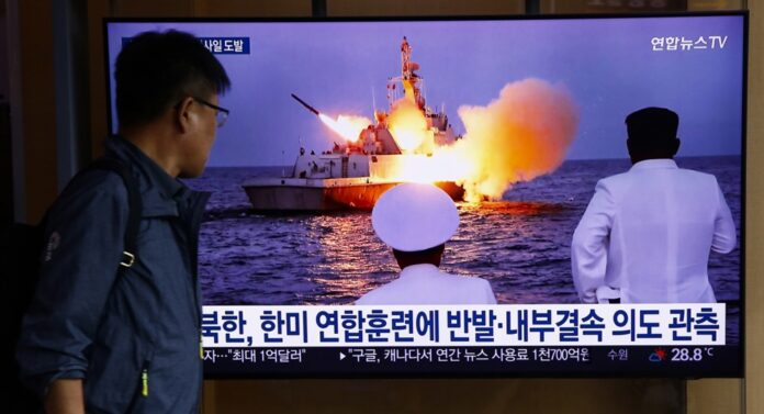 Reakcija į Šiaurės Korėjos paleistą sparnuotąją raketą į Vakarų jūrą