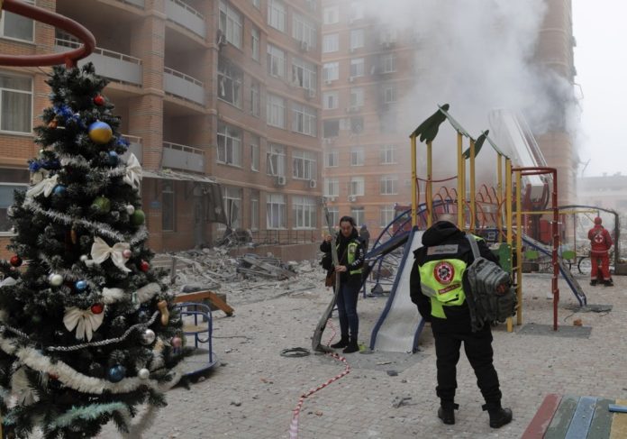 Kalėdinė eglutė Odesoje, Ukrainoje / EPA nuotr.