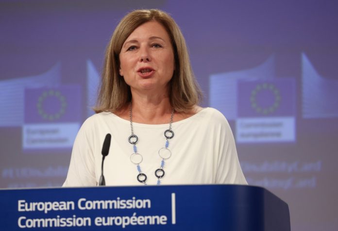 Europos Komisijos viceprezidentė Vera Jourova, atsakinga už vertybes ir skaidrumą / EPA nuotr.