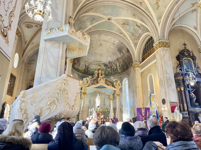 Kovo 11-osios Mišių Panevėžio katedroje akimirka / Panevėžio vyskupijos nuotr.
