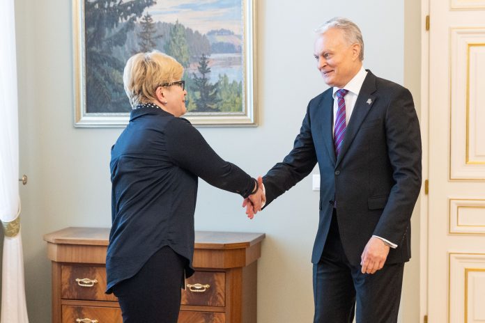 Prezidentūroje Ingrida Šimonytė susitinka su Gitanu Nausėda