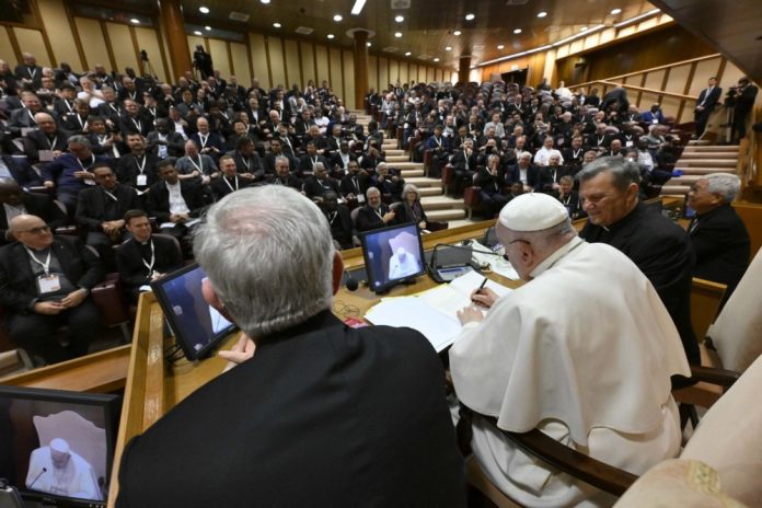 Popiežiaus susitikimas su klebonais