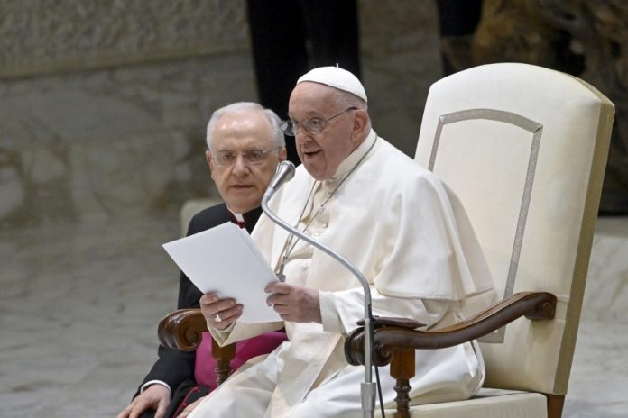 Popiežius ketvirtadienį paskelbs jubiliejaus bulę, skaitys kai kurias jos ištraukas