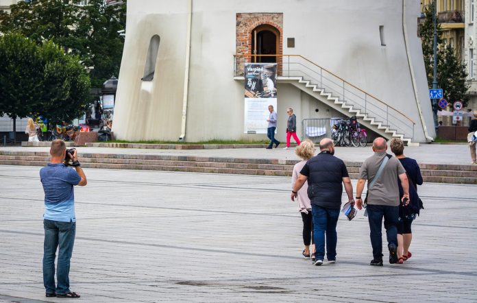 Senėjant šalies gyventojams, Lietuvos bankas siūlo peržiūrėti mokestines lengvatas