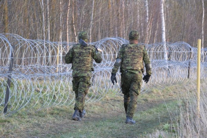 Estija nubaudė asmenį, norėjusį nusifotografuoti pasienio su Rusija poste