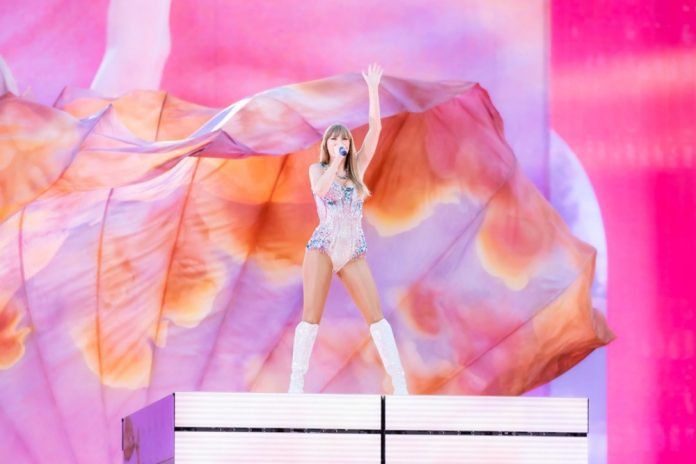 Dainininkė Taylor Swift JAV rinkėjus sugalvojo paraginti balsuoti