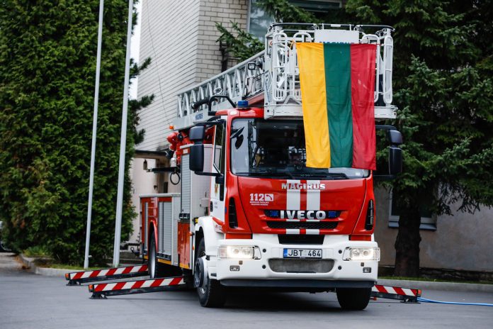 Prorusiškų pažiūrų tarnautojams - atleidimai