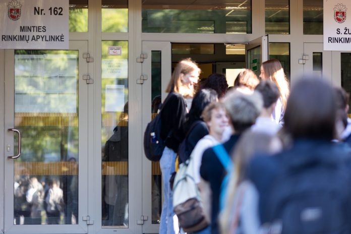 Žiniasklaidos organizacijos į paviršių kelia neteikiamų švietimo duomenų problemą