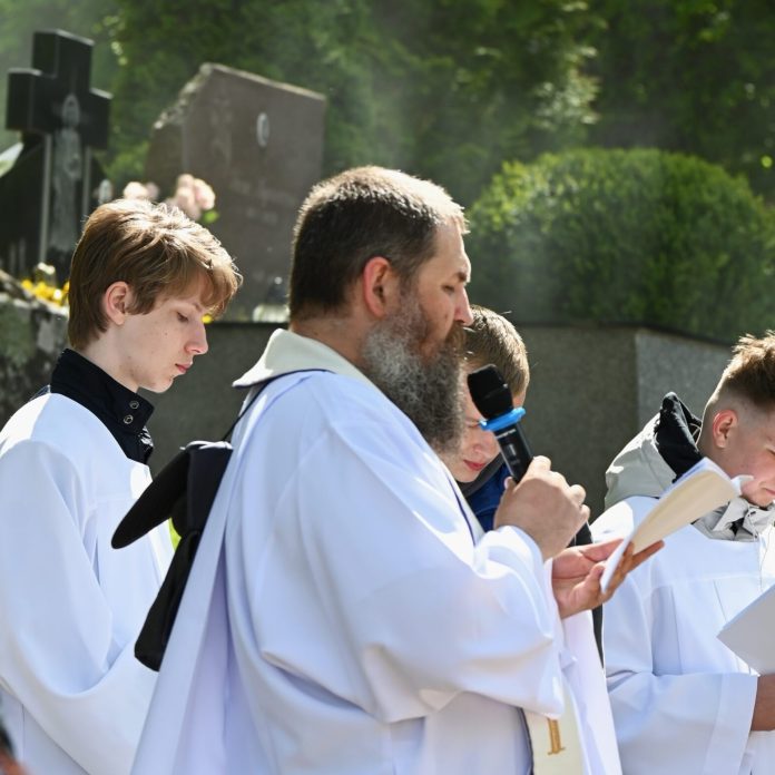 Kunigas A. Akelaitis įgijo teologijos mokslų daktaro laipsnį